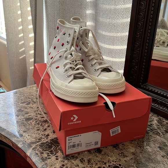 Converse Shoes - All star chuck